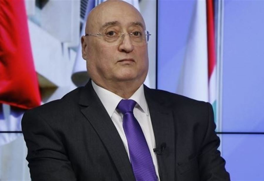 جوزيف أبو فاضل يُحذّر... "طولت بالي عليكن كثير"!