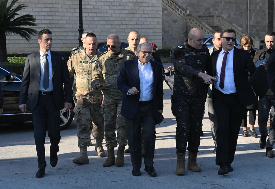 اعتصام لأهالي الضهيرة تزامنًا مع زيارة سلام (صور)