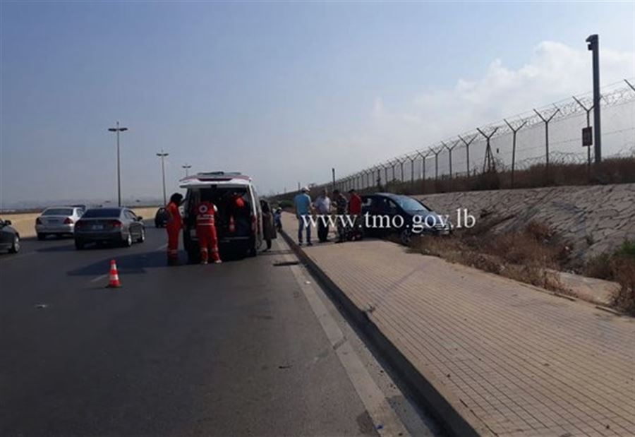 بالصورة: 4 جرحى جراء تصادم على اوتوستراد خلدة 