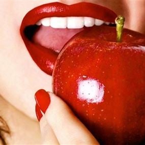 إغراءات جنسية.. لسرقة أموال الضحية!
