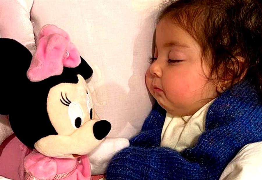 قصة طفلة مؤلمة... ميلا مرزوق تستحقّ الحياة! (فيديو)