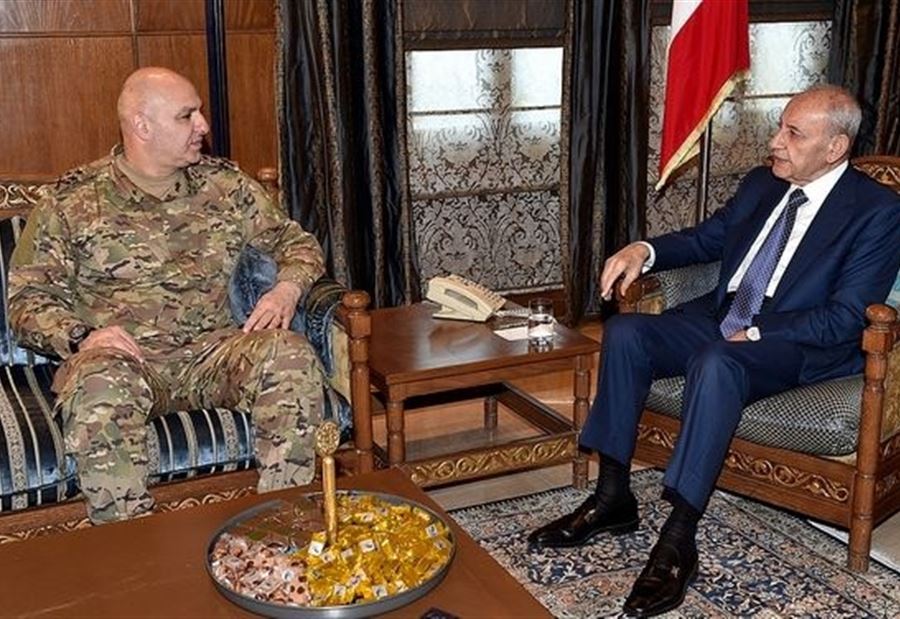 قائد الجيش في عين التينة 
