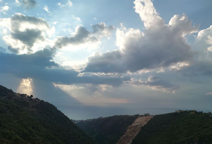 الاجواء خالية تماماً... لبنان وسوريا وشمال إسرائيل دون حركة طيران الاجواء خالية تماماً... لبنان وسوريا وشمال إسرائيل دون حركة طيران