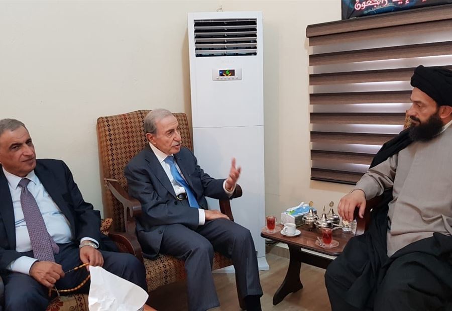 الخليل: للوقوف خلف المؤسسات الدستورية والأمنية