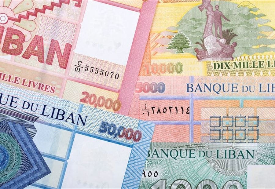 الدولار يتخطّى الـ3000 لمجرَّدِ التلميحِ بتحريرِ الصرف!