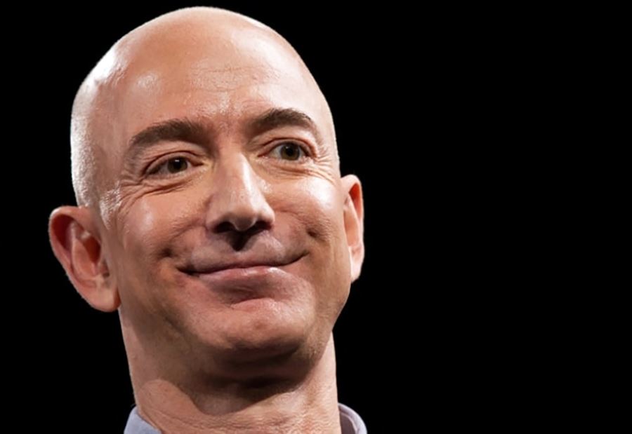 ضربة كبيرة لأمازون... بيزوس يخسر 21 مليار دولار! 