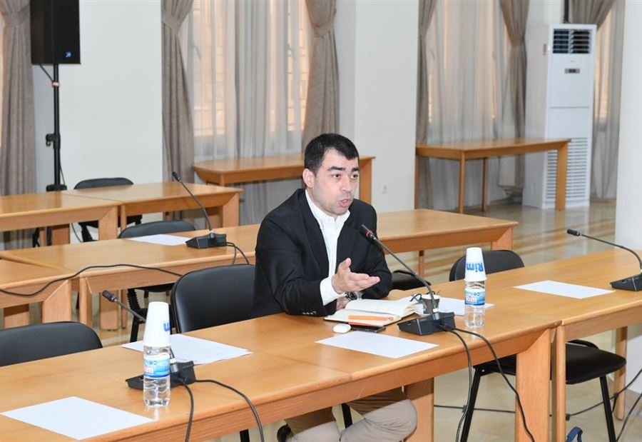 أبي خليل: بعدو مصرّ ع كذبته!