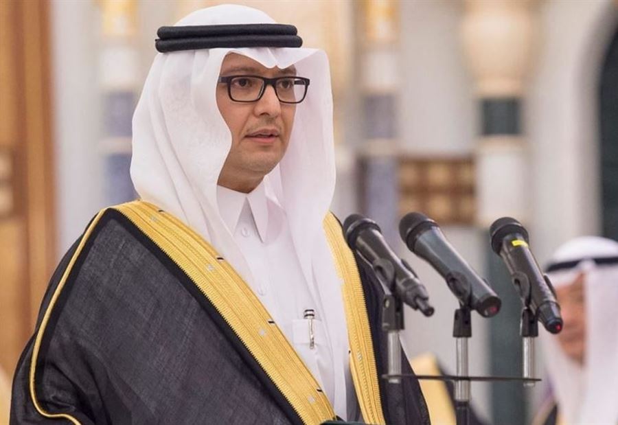 تغريدةٌ "لافتة" لـ بخاري 