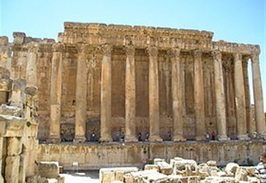 تنقيب عن الآثار في بعلبك!