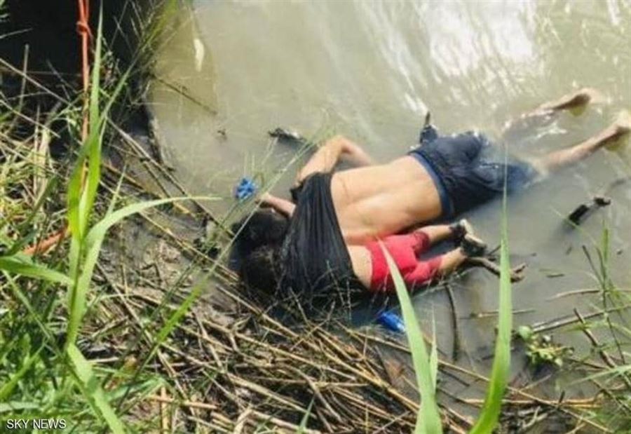 صورة قاتلة... اب وطفلته ضحايا "الحلم الأميركي" 