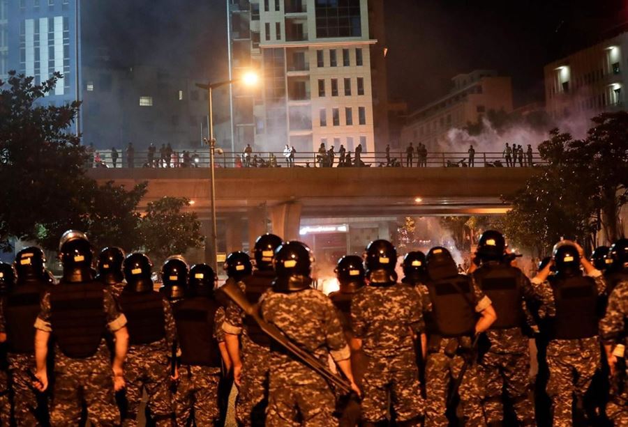 طبخةٌ سياسيةٌ خلفَ الكواليس طبخةٌ سياسيةٌ خلفَ الكواليس