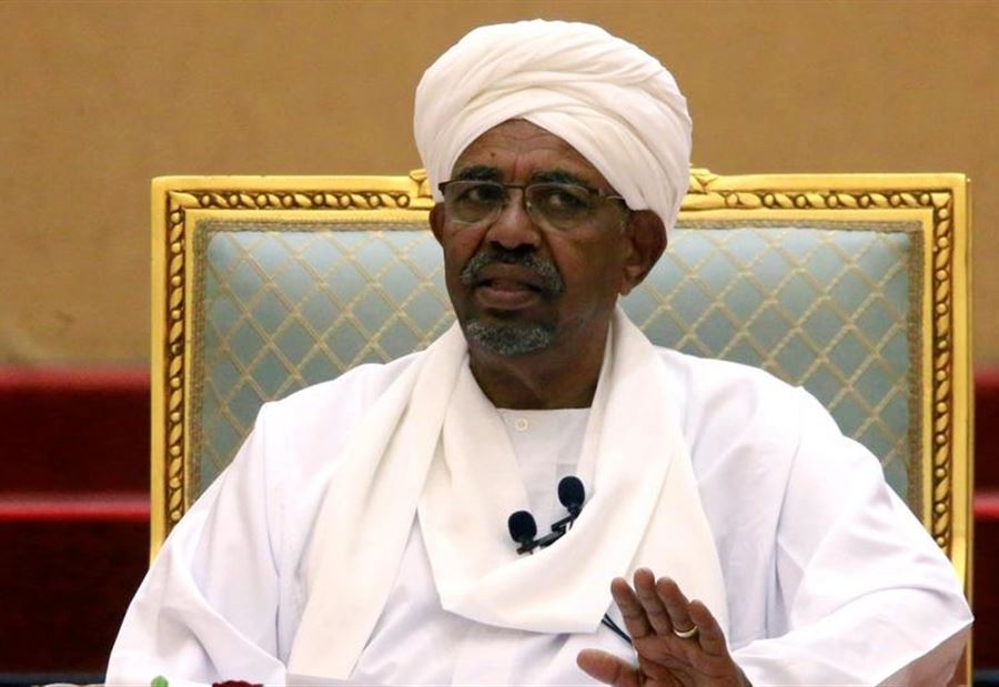 هكذا أبلغ البشير بقرار عزله.. وهذا ما أوصى به