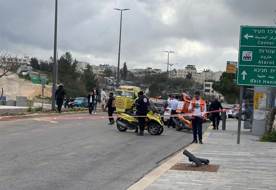 جراء عملية طعن... إصابة إسرائيلي قرب مستوطنة النبي يعقوب في القدس جراء عملية طعن... إصابة إسرائيلي قرب مستوطنة النبي يعقوب في القدس