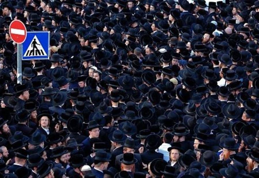 بولندا تغلق الباب في وجه مسؤولين إسرائيليين بولندا تغلق الباب في وجه مسؤولين إسرائيليين