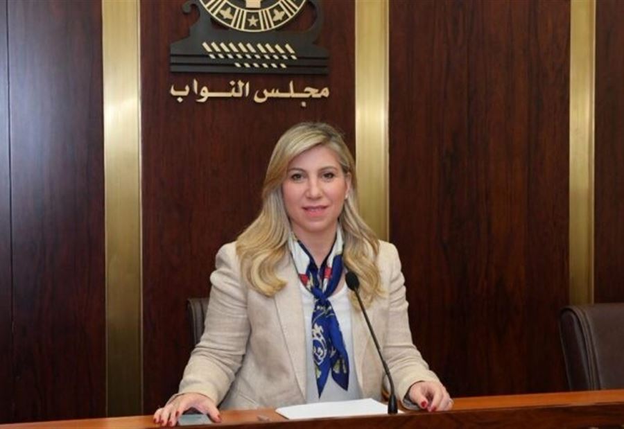 جدة النائب رولا الطبش في ذمة الله 
