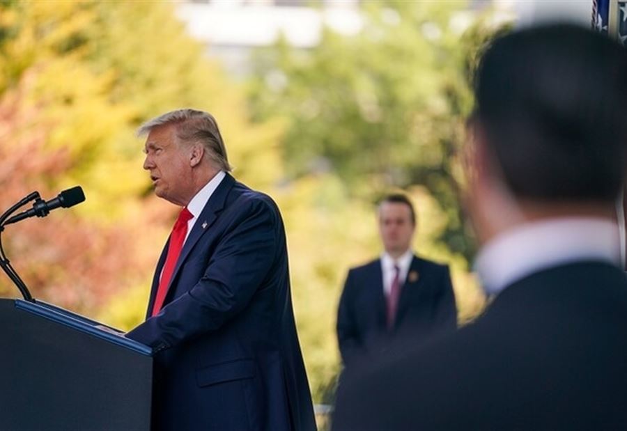 بالفيديو... موقف مُرْبِك بين ترمب وصحفي  بالفيديو... موقف مُرْبِك بين ترمب وصحفي