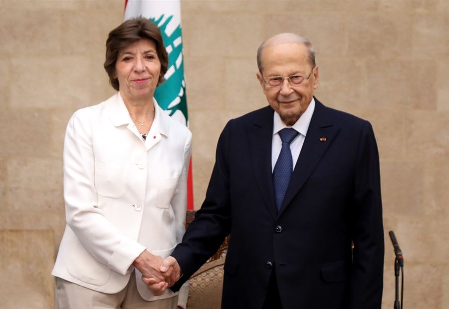 "لبنان يرفض دمج السوريين في المجتمع اللبناني"... طلبٌ من عون! 