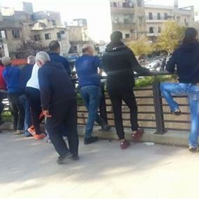 انتشلوه من مجرى النهر وهو في حالة حرجة