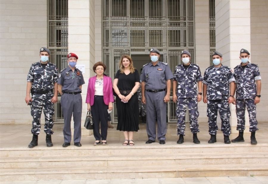 نجم تُوجّه نداءً إلى القضاة من سجن رومية
