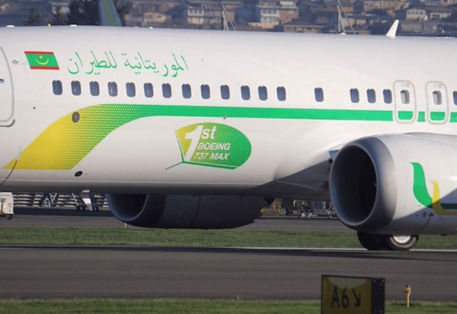 أجنبي يقتحمُ طائرة في مطار نواكشوط... ثم يهدّدُ بتفجيرها