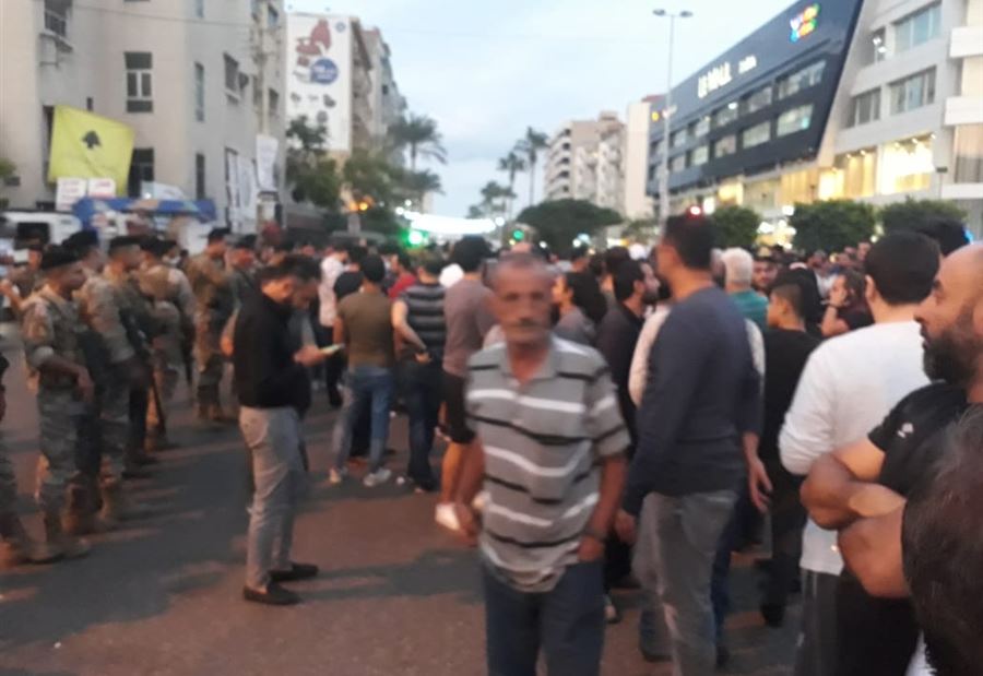 جرحى في صيدا على خلفية قطع المحتجين طريق ايليا