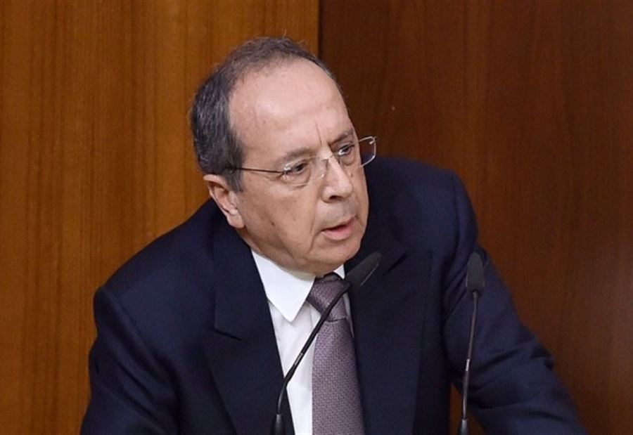 "تلفون زغير من الزعيم"... السيد: "تفه"