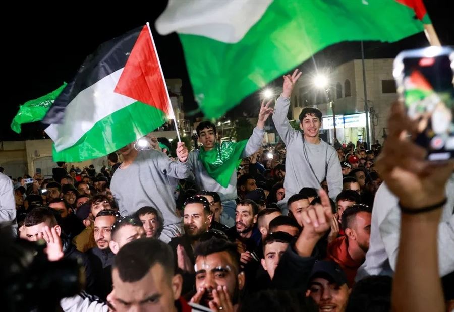 إسرائيل تفرج عن 114 فلسطينياً من معتقلي غزة