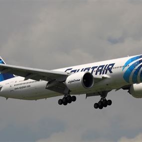 طائرة مصرية على متنها 59 راكبا.. اختفت!