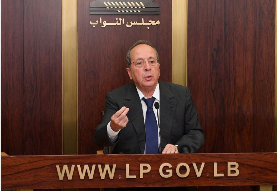 "الفضائح والبعزقة".. السيِّد: هل سنرى وزراء في السجون؟