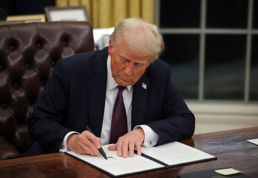 رسميًا... ترامب "ينفذ تهديده" ويغيّر اسم "خليج المكسيك"! رسميًا... ترامب "ينفذ تهديده" ويغيّر اسم "خليج المكسيك"!