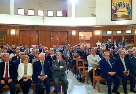 قداس في ذكرى إستشهاد داني شمعون وعائلته قداس في ذكرى إستشهاد داني شمعون وعائلته