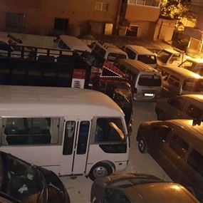 بالصور: قوى الأمن تحجز 20 فانًا للركاب 