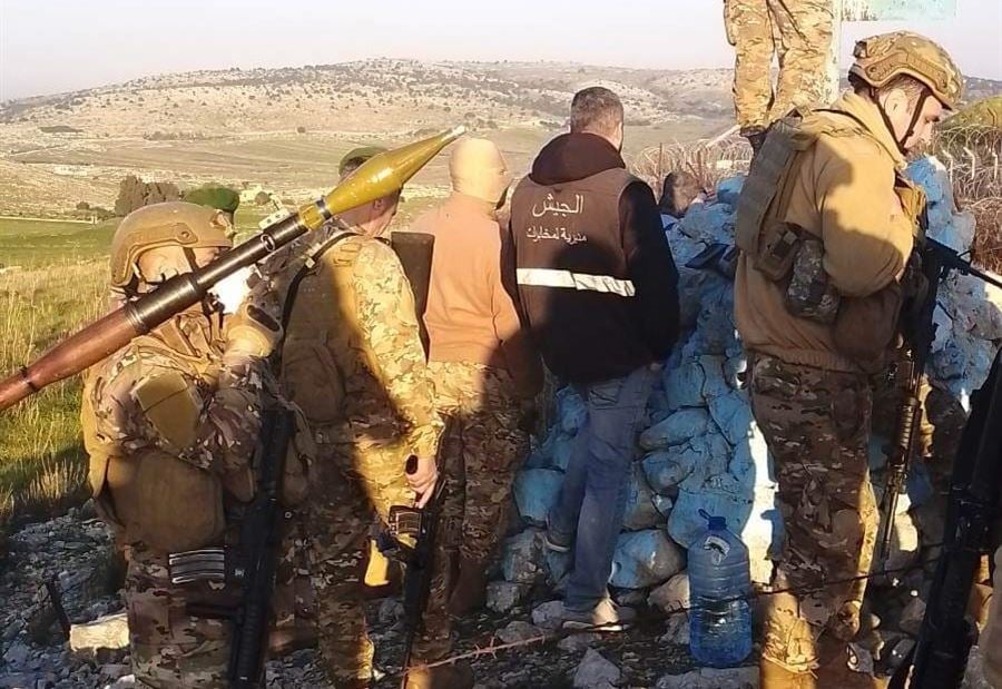 إستنفار للجيش عند الحدود (صور)