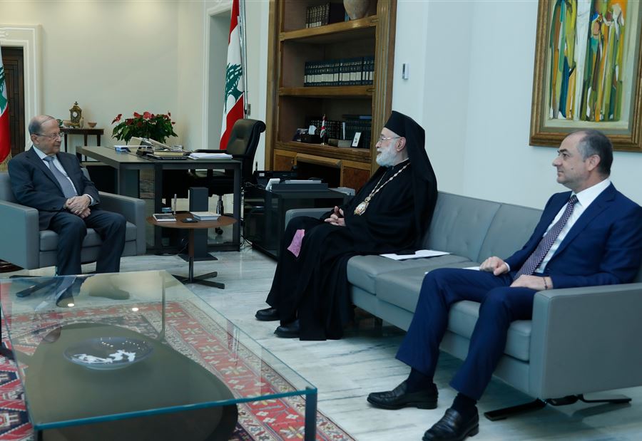 المطران عودة يطالب برفع الغبن عن أبناء الطائفة