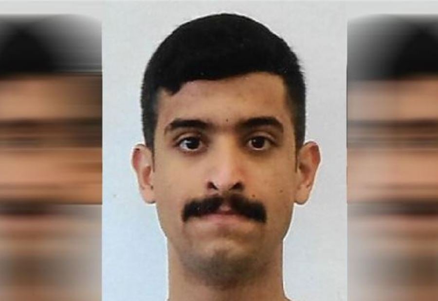 ماذا شاهد الشمراني قبل ليلة من إطلاق النار بالقاعدة الأميركية؟