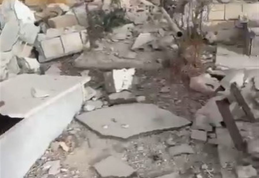 غارات اسرائيلية على بعلبك... بالفيديو: لحظة استهداف المدافن!