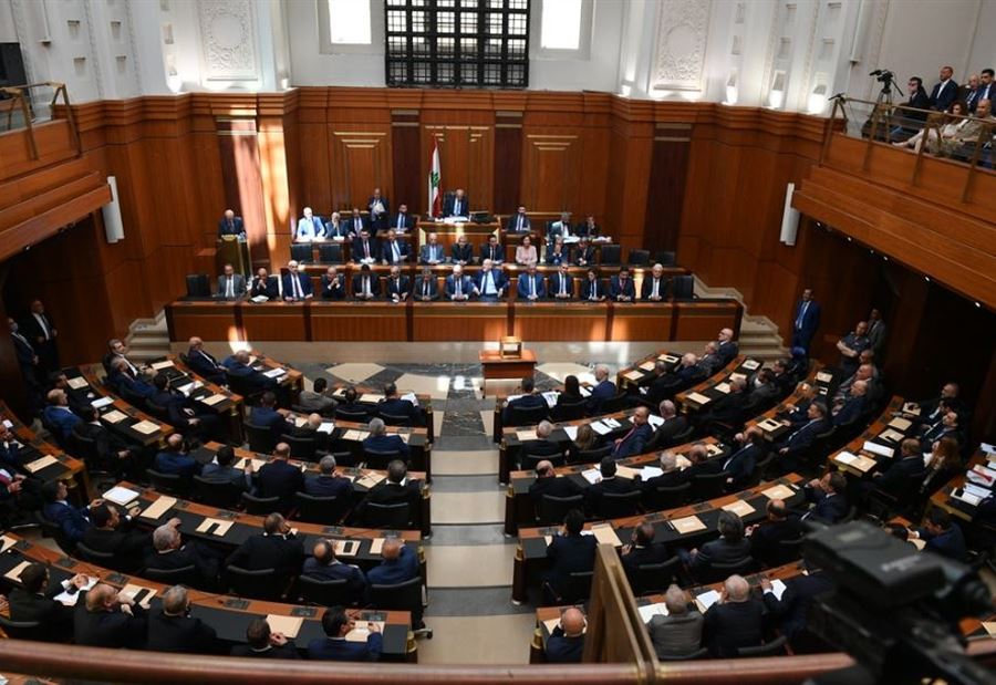 هذه أسئلة لودريان إلى النواب... وأزعور الغائب الأكبر