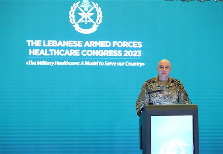 قائد الجيش: شعبنا يستحق منا التفاتة