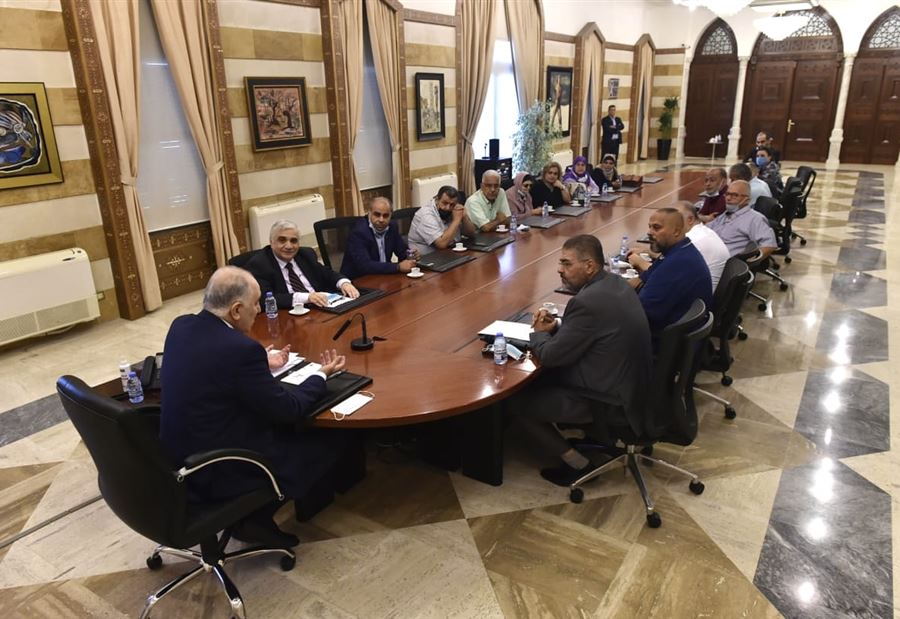 فهمي التقى وفد الجمعيات البيروتية