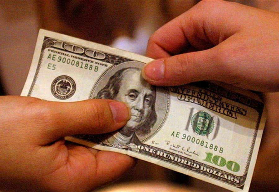 دولار السوق السوداء... كيف إفتتح اليوم؟