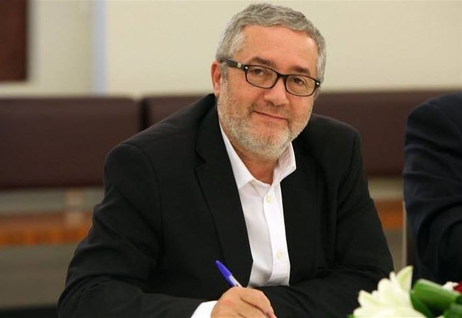 ابي اللمع: لاظهار كل المستندات التي يملكها اي شخص ابي اللمع: لاظهار كل المستندات التي يملكها اي شخص