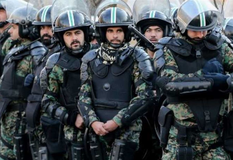 انتشار أمني كثيف واعتقالات جماعية في أصفهان