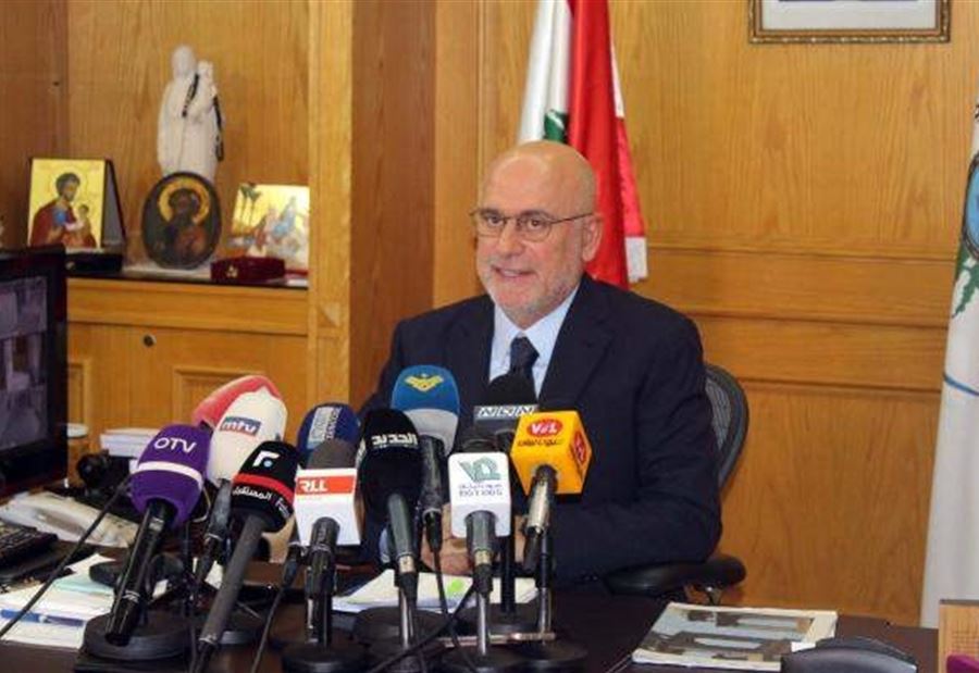 فنيانوس يكشف: لهذا السبب تراجعت عن قراري!