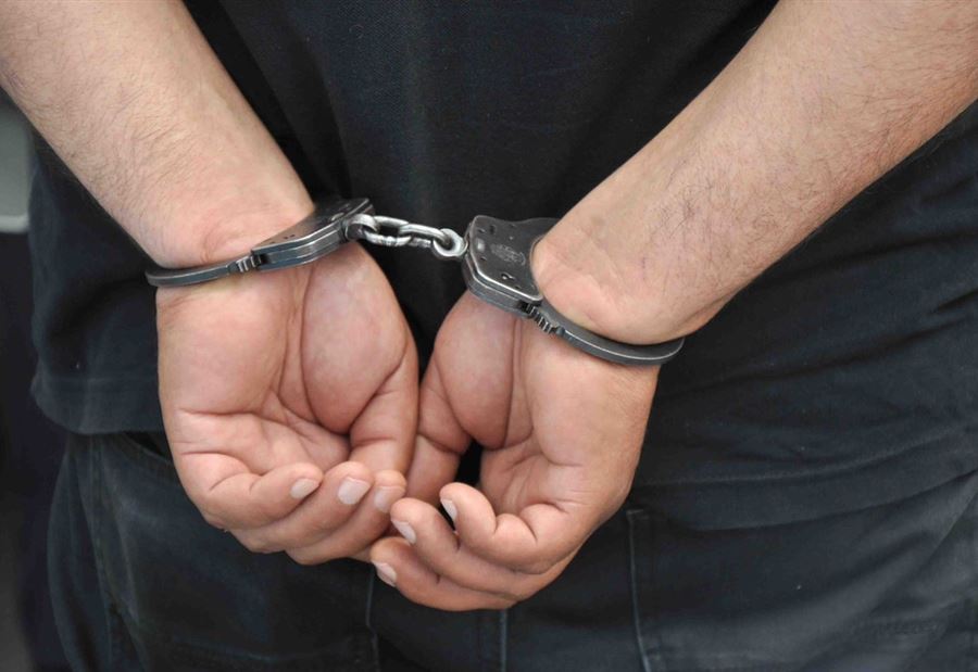 توقيف اثنين من أفراد عصابة في بلدة جباع