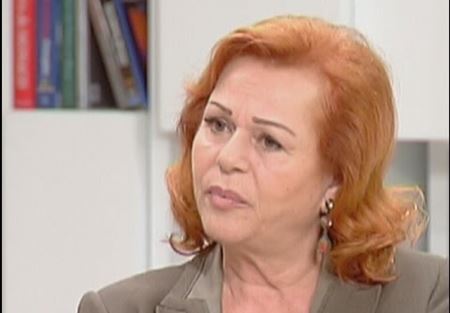 كلاب: الخطورة ليست بالروائح بل بكميات البكتيريا