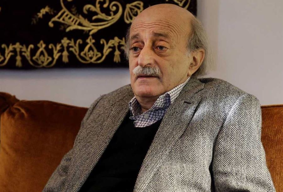 "أخبار كاذبة"... جنبلاط يدّعي على القاضية عون!