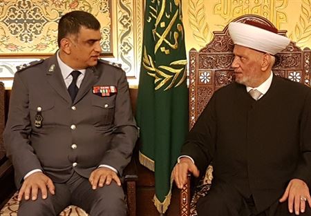دريان استقبل عثمان مشيدا بانجازات قوى الامن