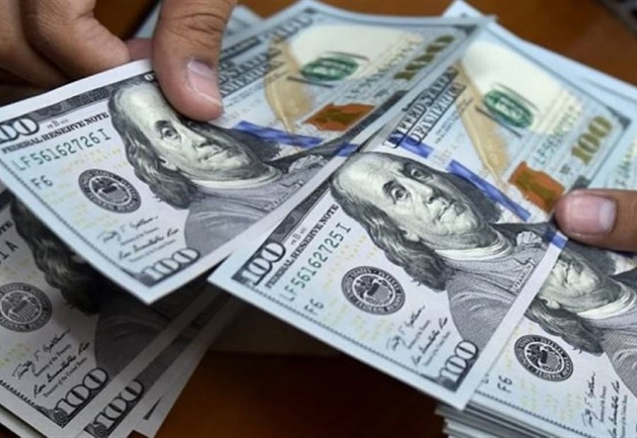 إنخفاضٌ في دولار السوق السوداء