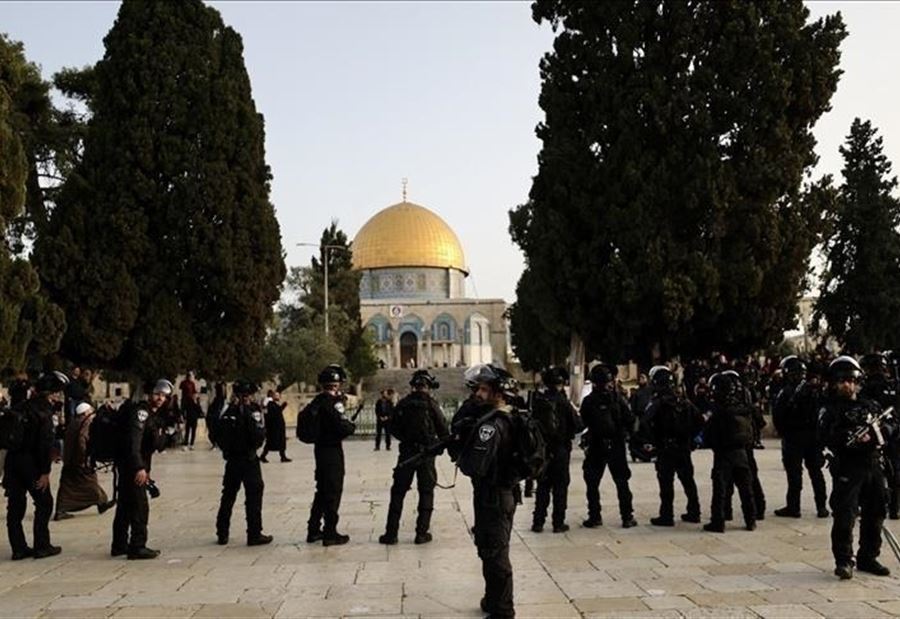 إعلام اسرائيلي يكشف عن "ثمن باهظ" لتقييد دخول الفلسطينيين إلى الأقصى! إعلام اسرائيلي يكشف عن "ثمن باهظ" لتقييد دخول الفلسطينيين إلى الأقصى!