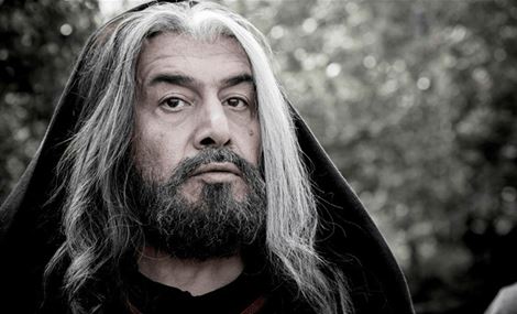 عابد فهد مرهق بعد مواجهاته مع يوسف الخال